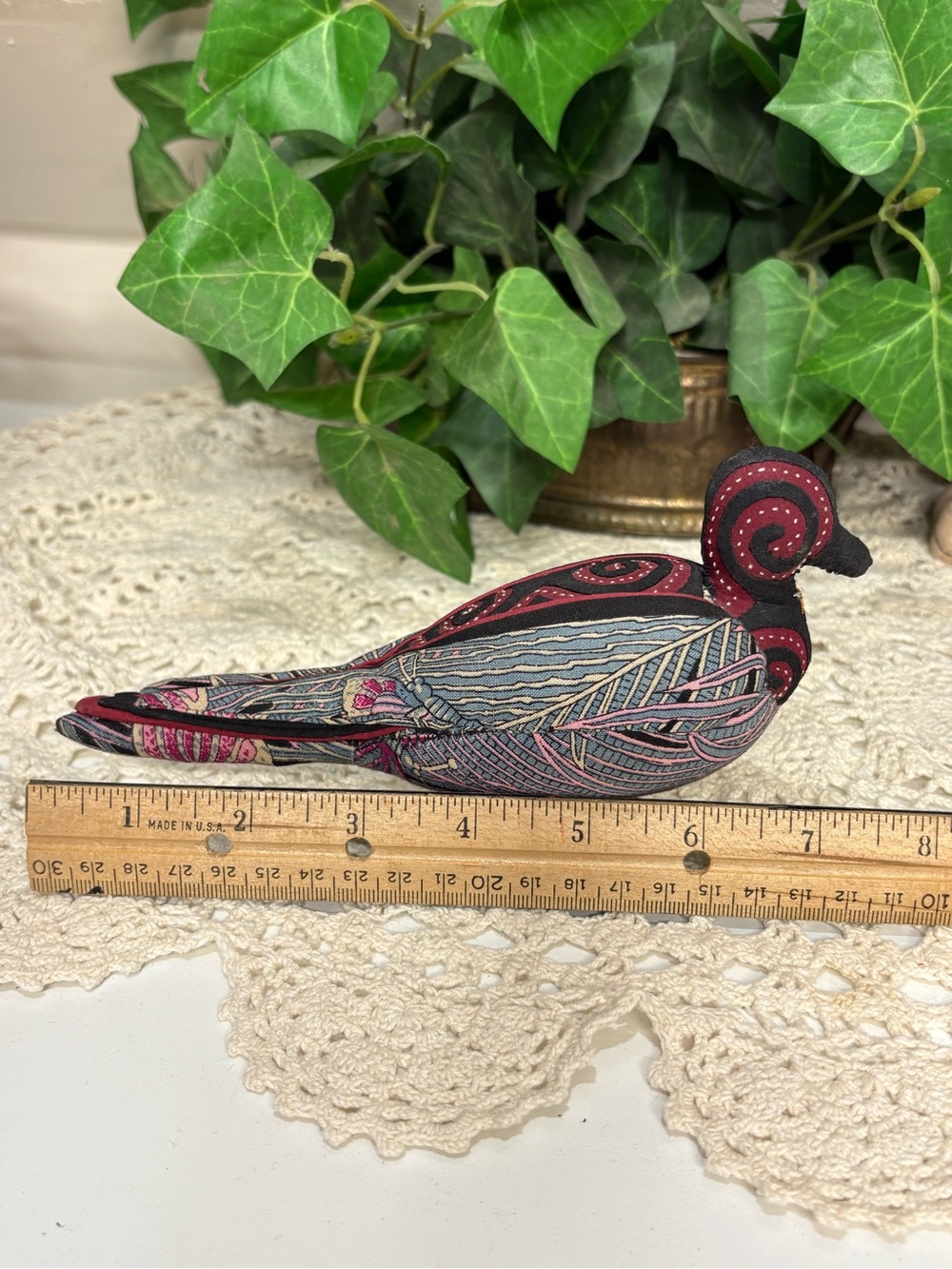 Vintage Handcrafted Bird Pin Cushion - Picture 10 of 11